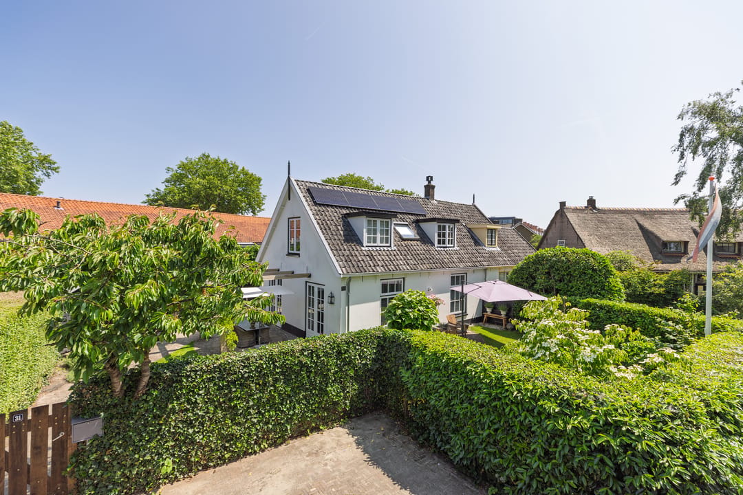 Photo 1 of Valkenaarstraat 31