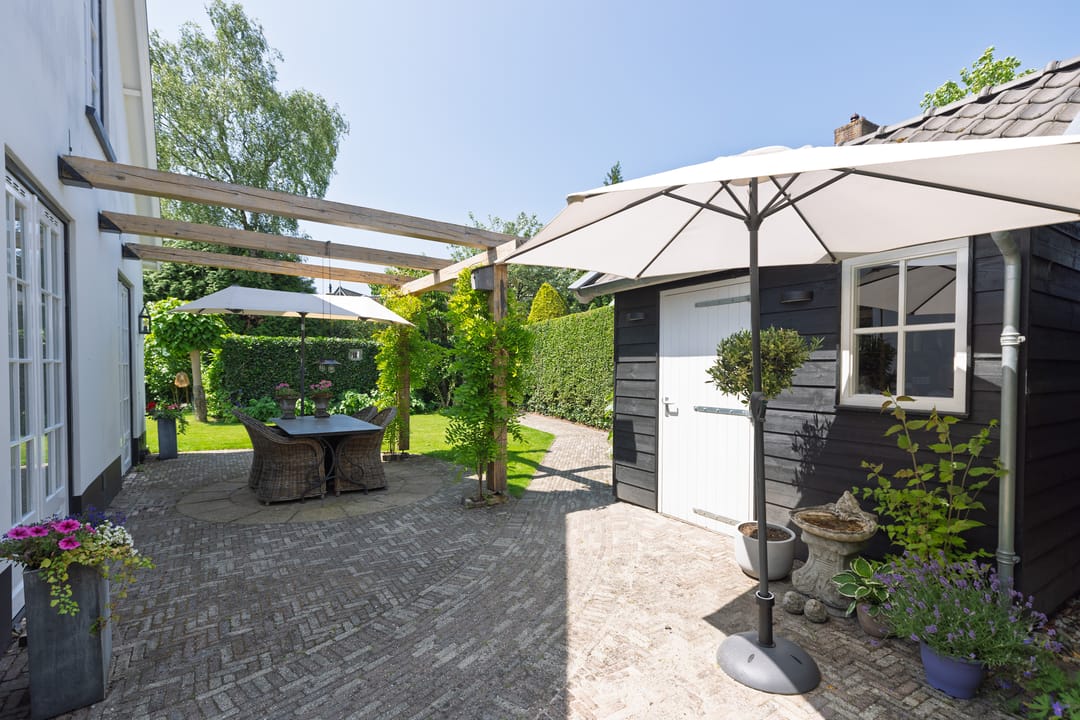 Photo 2 of Valkenaarstraat 31