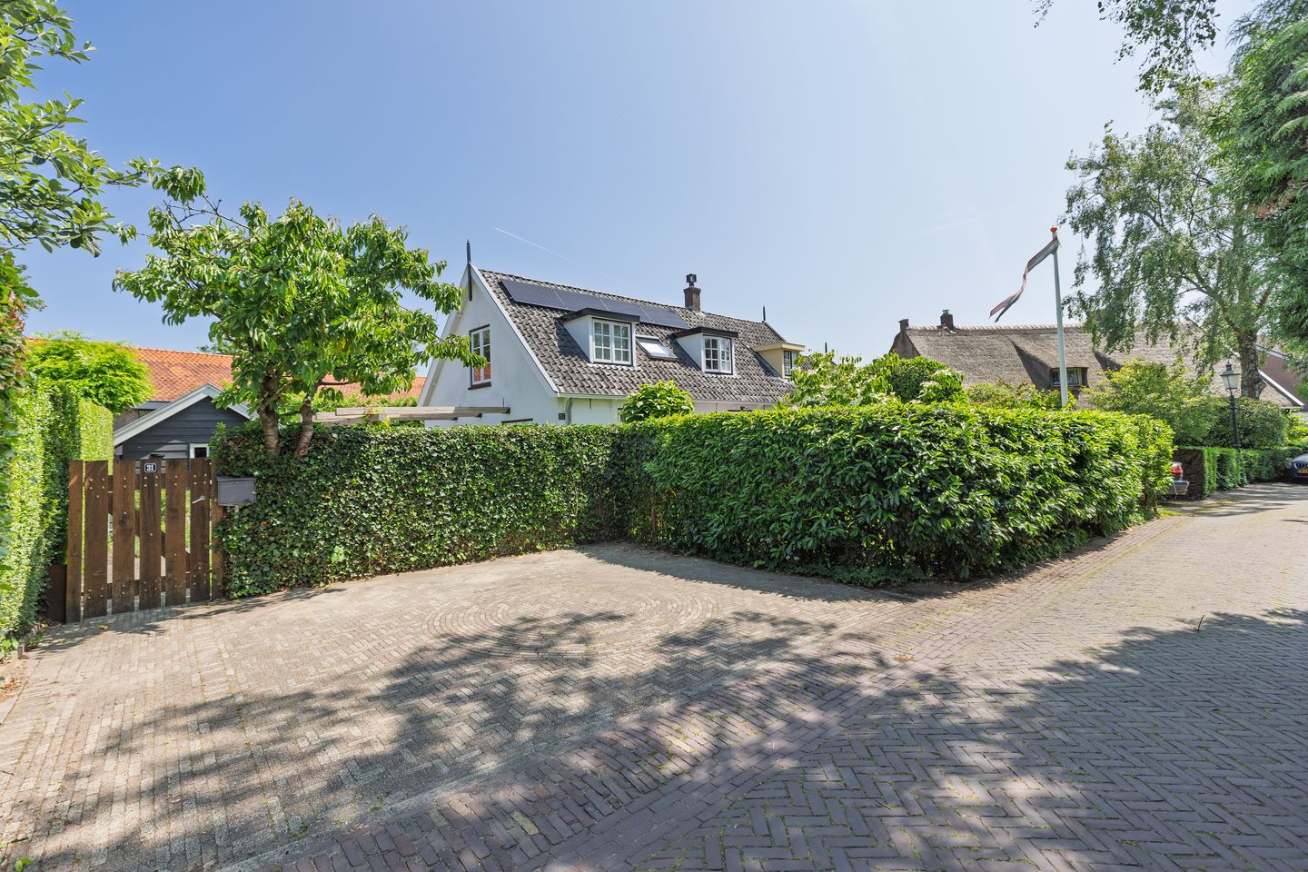 Photo 35 of Valkenaarstraat 31
