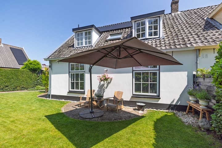 Foto 38 van Valkenaarstraat 31