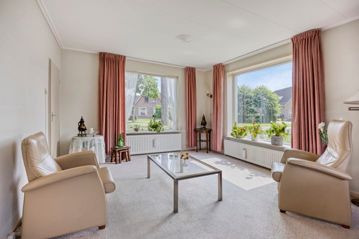 Foto 2 van Valderseweg 7