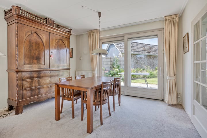 Foto 4 van Valderseweg 7