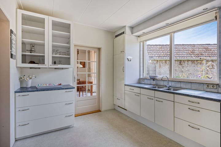 Foto 7 van Valderseweg 7