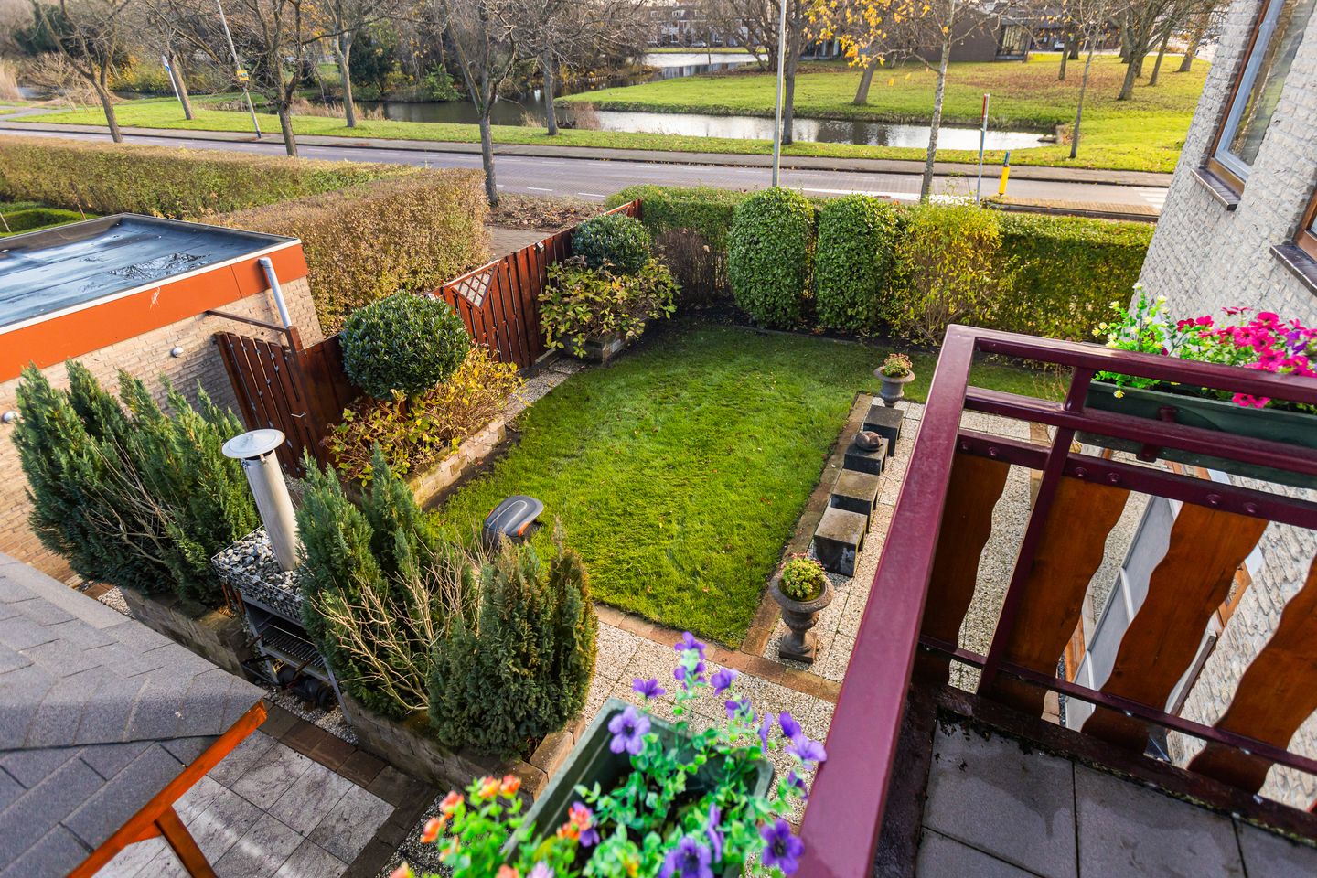 Photo 35 of Burgemeester Aalberslaan 39