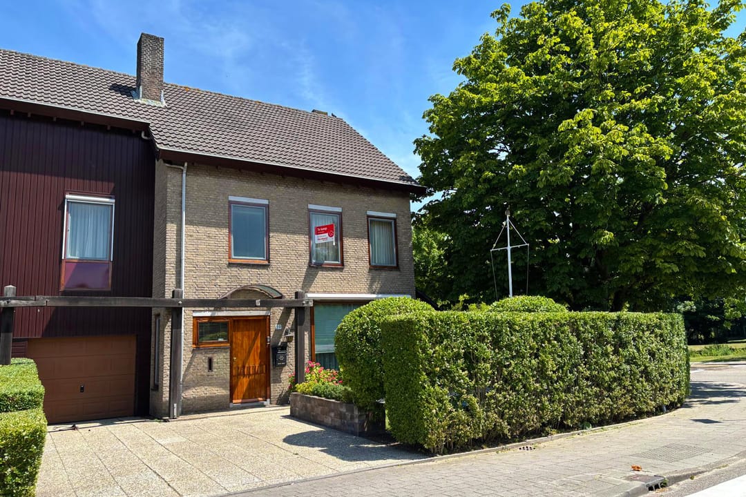 Photo 43 of Burgemeester Aalberslaan 39