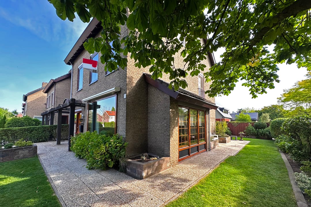 Photo 46 of Burgemeester Aalberslaan 39