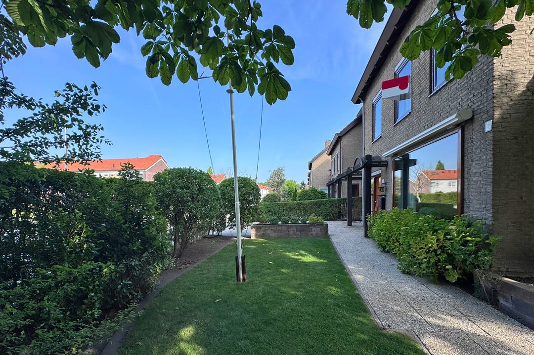 Photo 47 of Burgemeester Aalberslaan 39