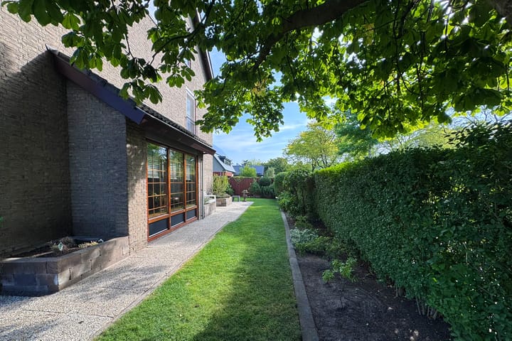 Foto 48 van Burgemeester Aalberslaan 39