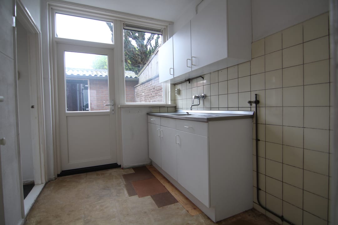 Foto 2 van Dahliastraat 4