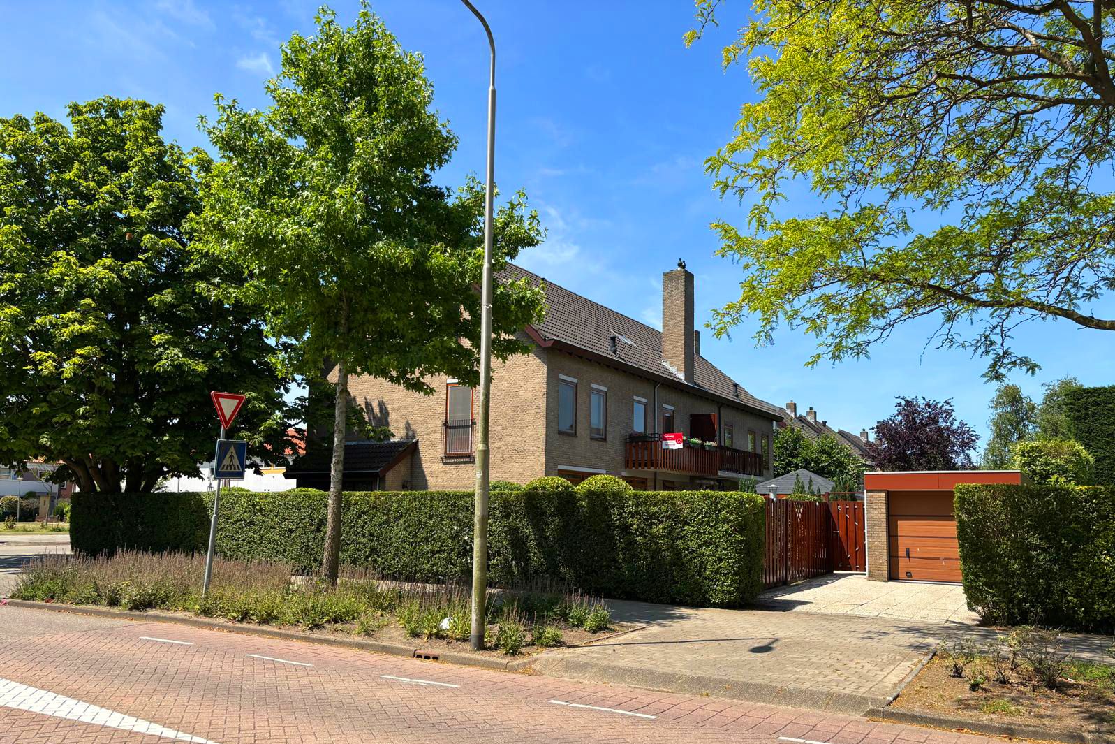 Photo 54 of Burgemeester Aalberslaan 39