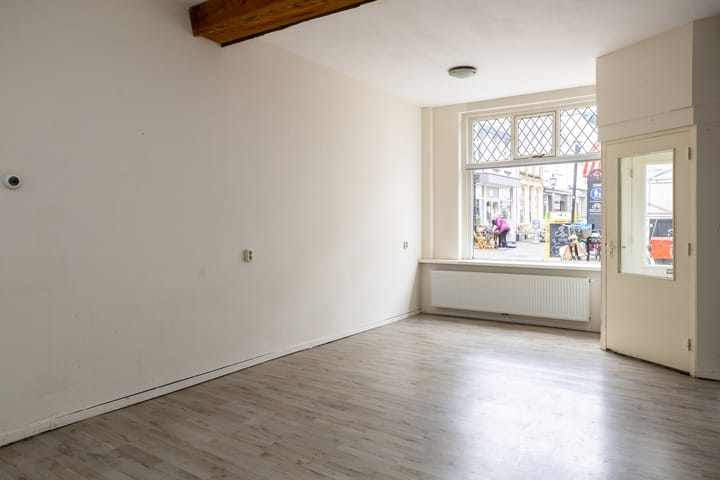 Photo 2 of Hoogstraat 31-A