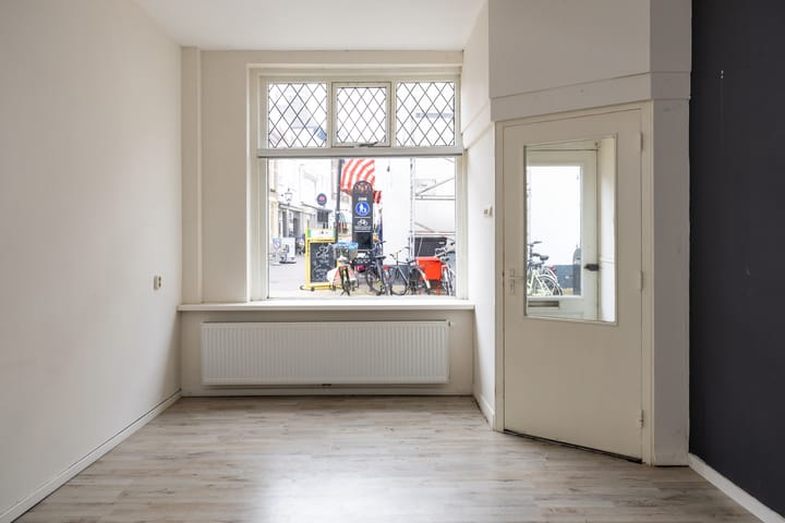 Photo 10 of Hoogstraat 31-A