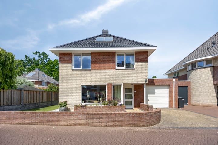 Foto 2 van Canadastraat 1