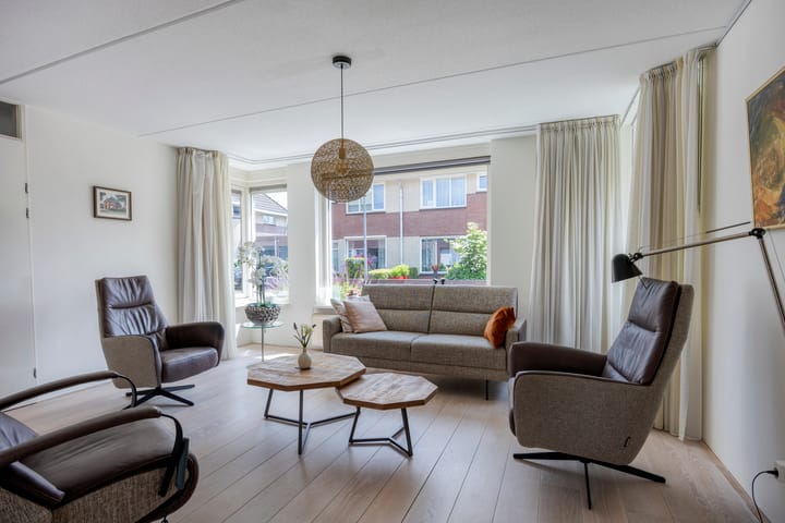 Foto 4 van Canadastraat 1