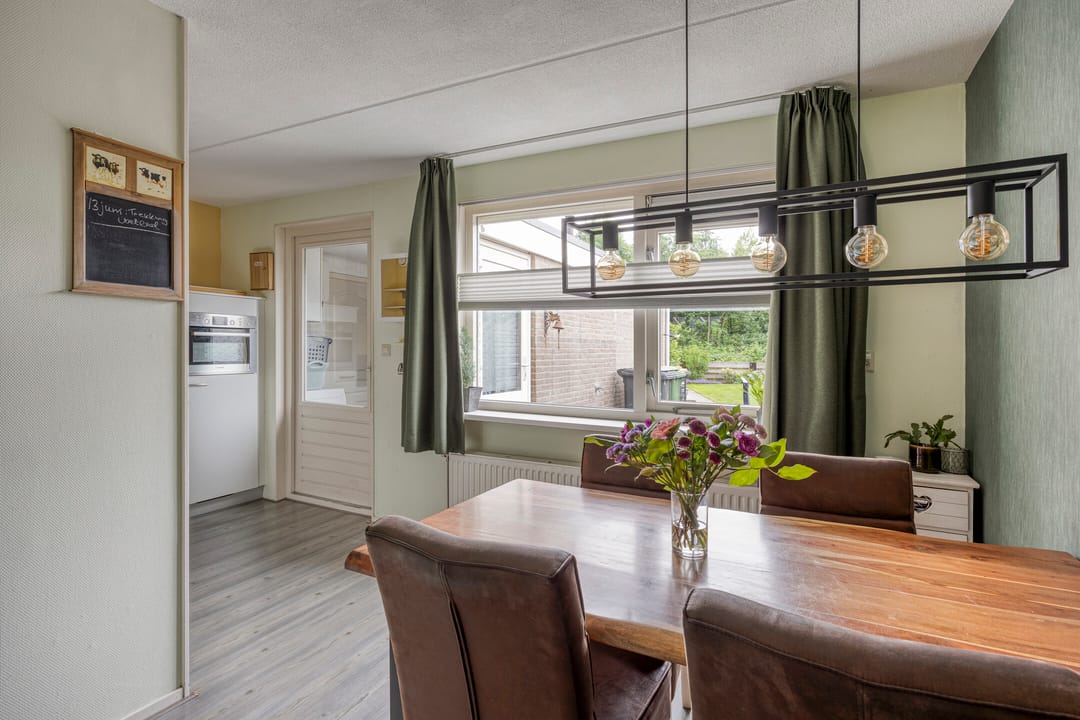 Foto 13 van van de Wall Bakestraat 3