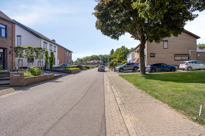 Foto 36 van Haardboomstraat 17