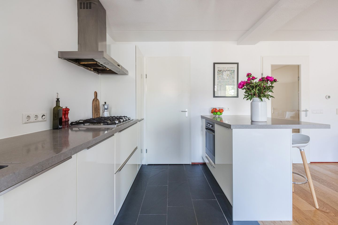 Foto 10 van Hofplein 30