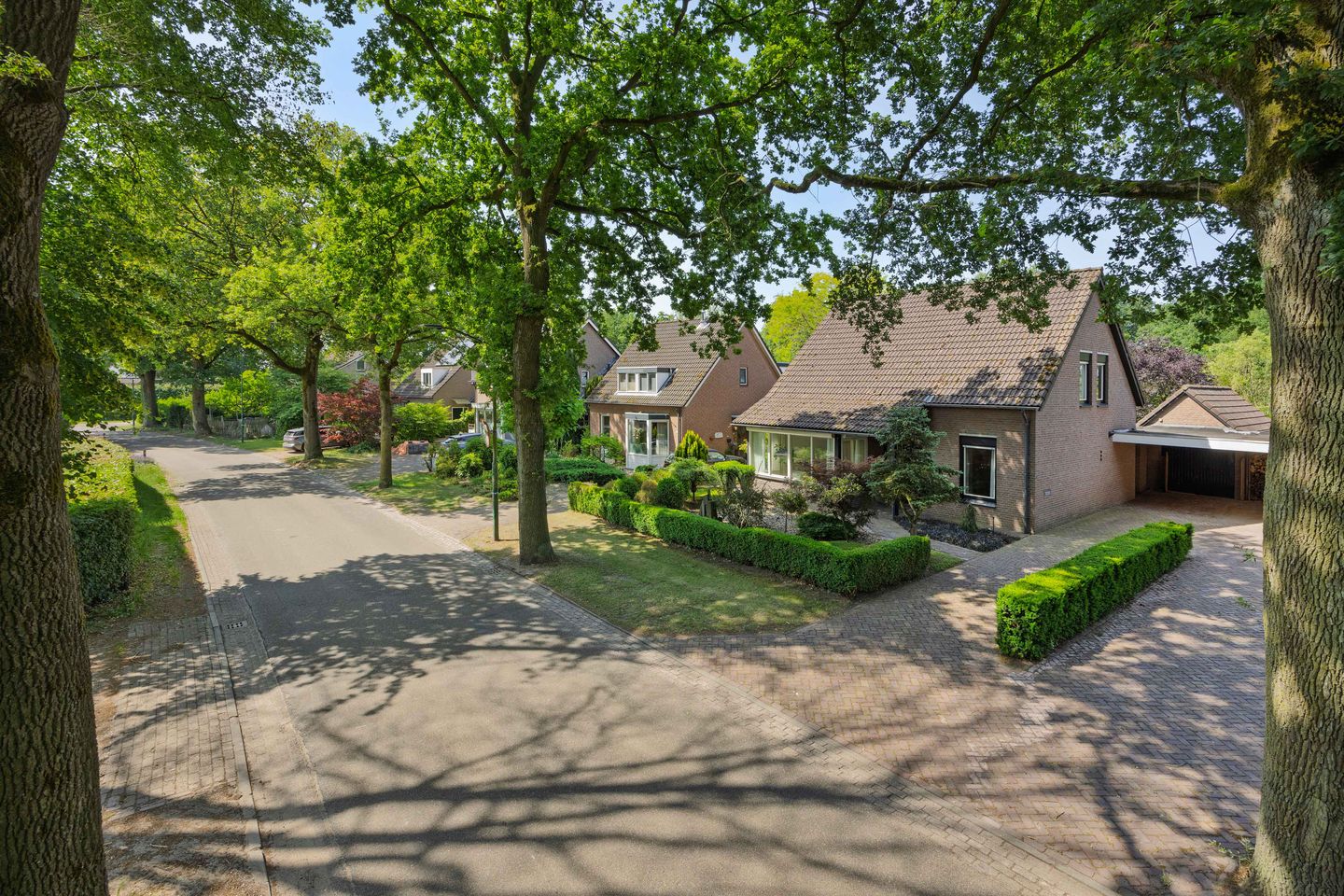 Foto 1 van Deken van der Cammenweg 48