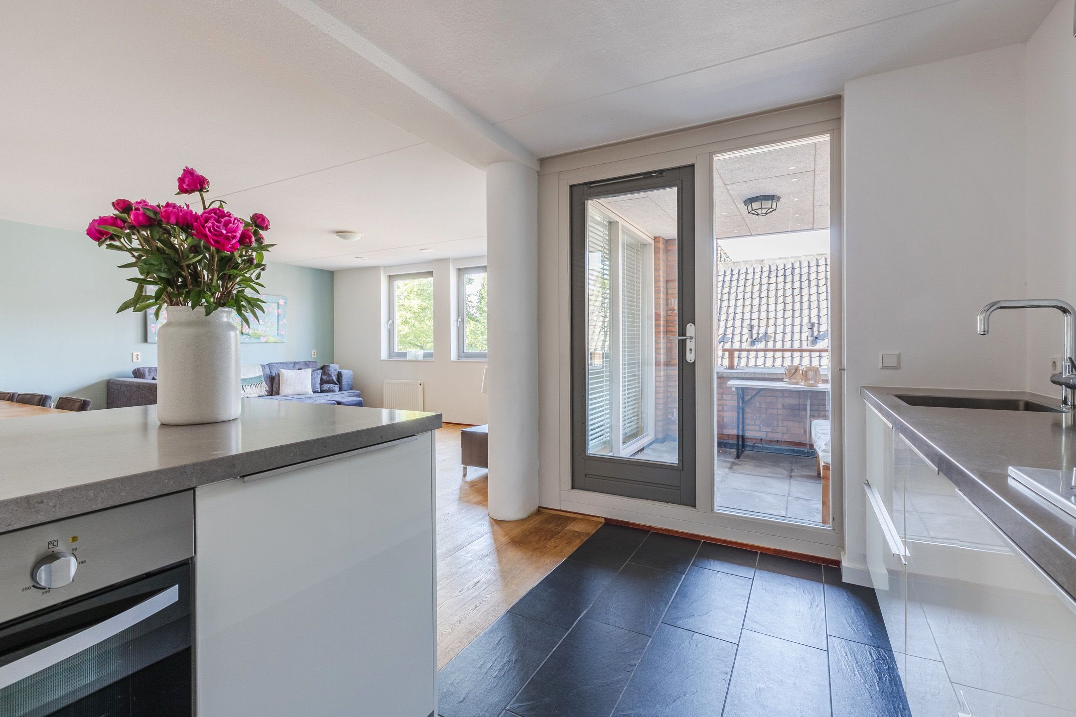 Foto 12 van Hofplein 30