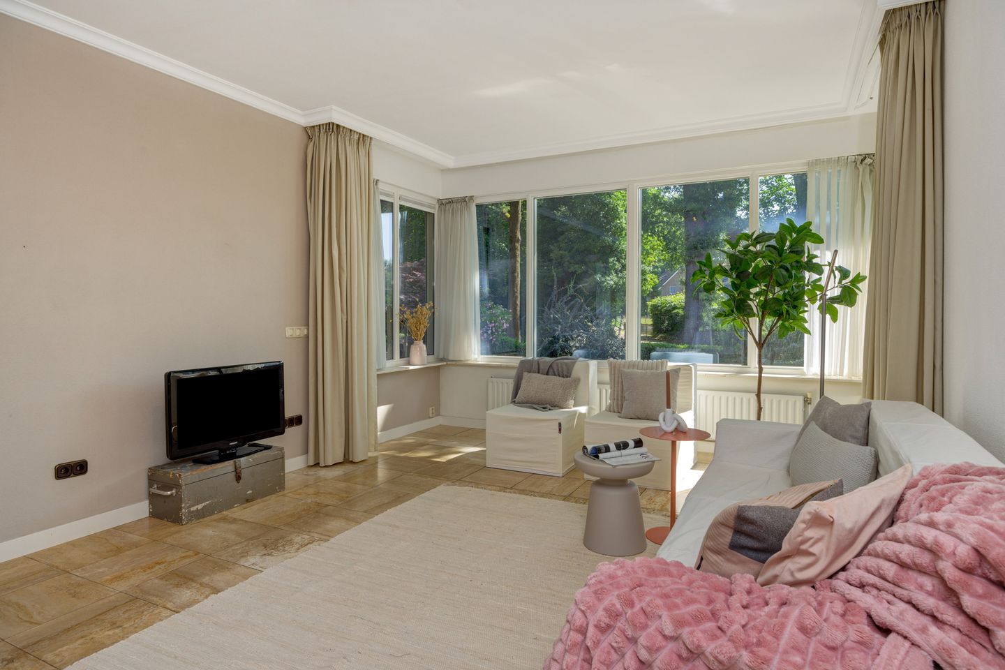 Photo 4 of Deken van der Cammenweg 48