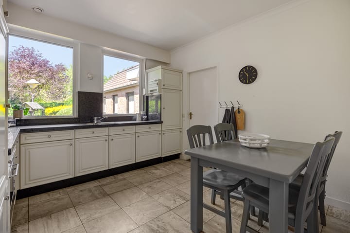 Photo 15 of Deken van der Cammenweg 48