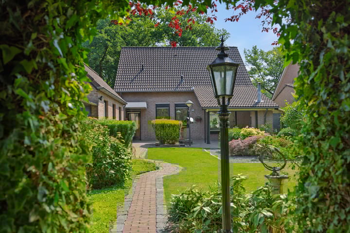 Photo 43 of Deken van der Cammenweg 48