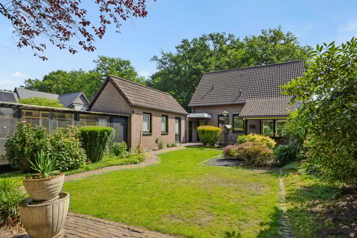 Photo 45 of Deken van der Cammenweg 48