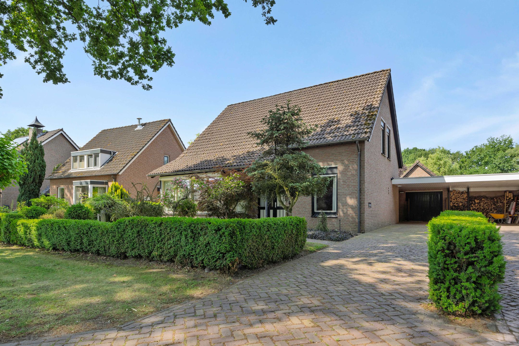 Photo 48 of Deken van der Cammenweg 48