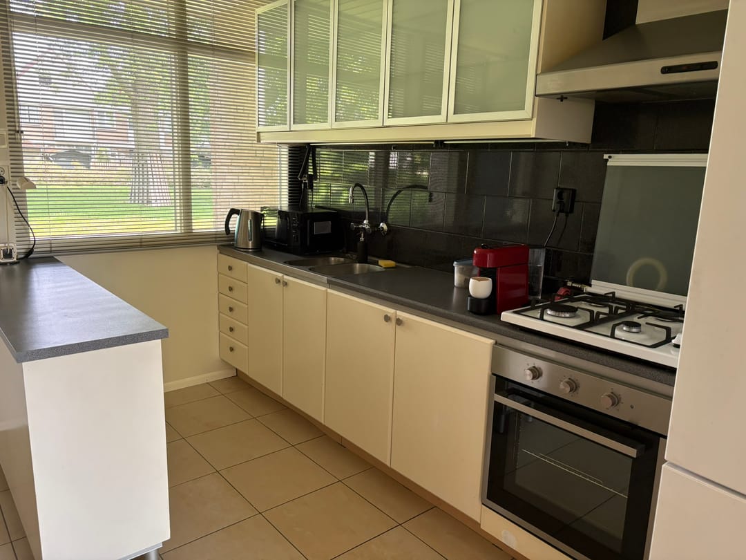 Photo 2 of Platostraat 262