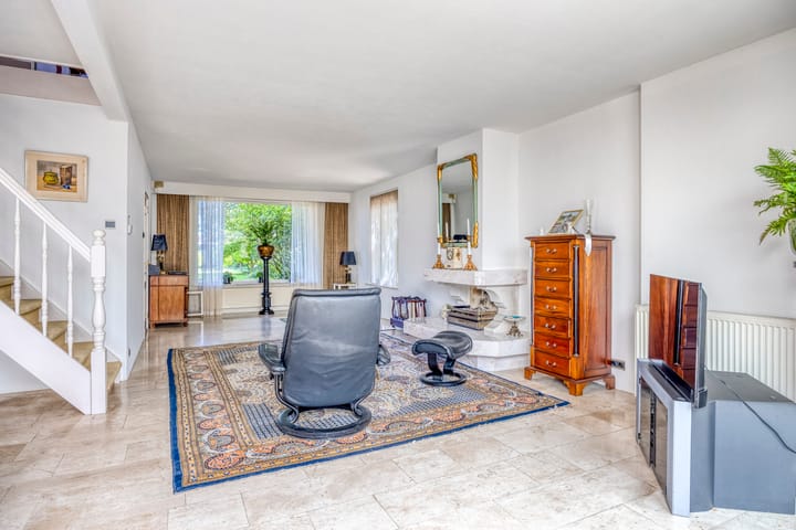 Foto 2 van Esdoornlaan 6