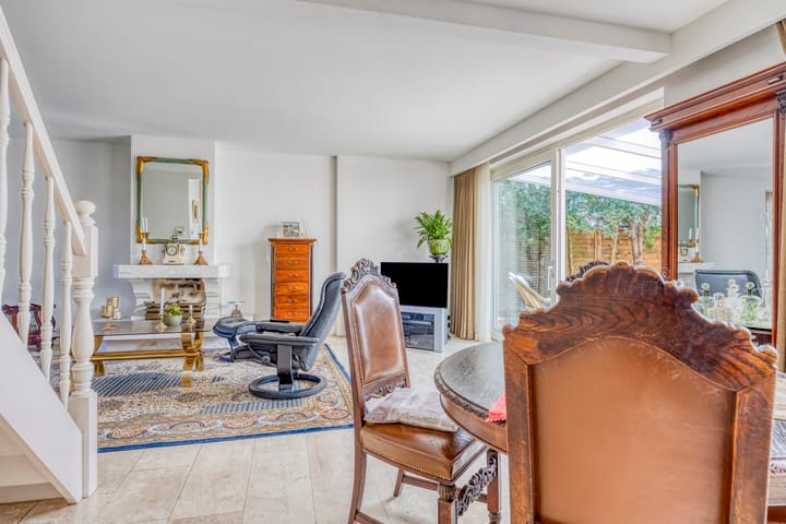 Photo 8 of Esdoornlaan 6