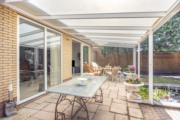 Foto 4 van Esdoornlaan 6