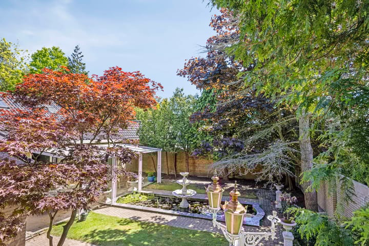 Photo 20 of Esdoornlaan 6