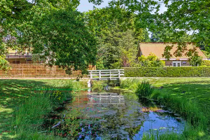 Photo 23 of Esdoornlaan 6