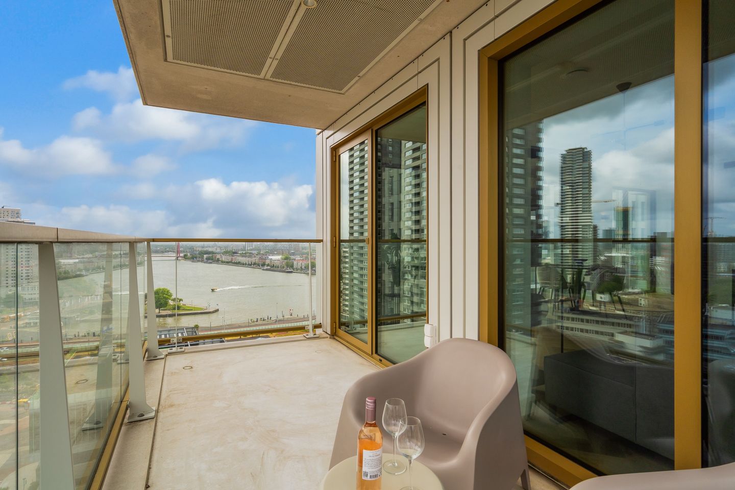 Foto 25 van Gedempte Zalmhaven 196