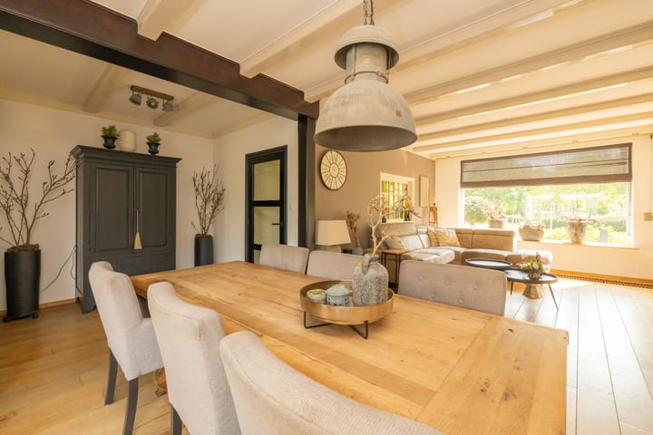 Foto 12 van Carillonstraat 2