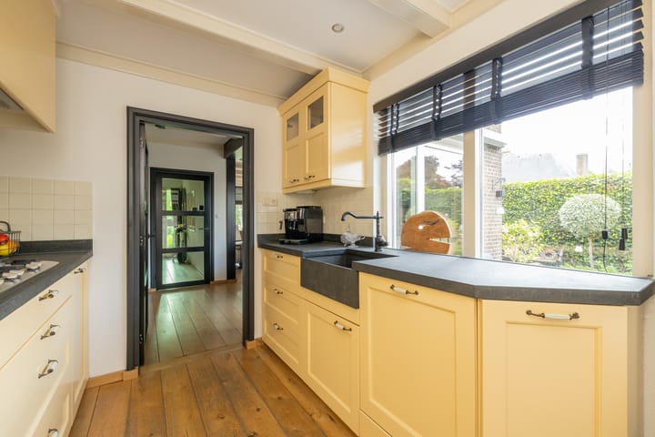 Foto 22 van Carillonstraat 2