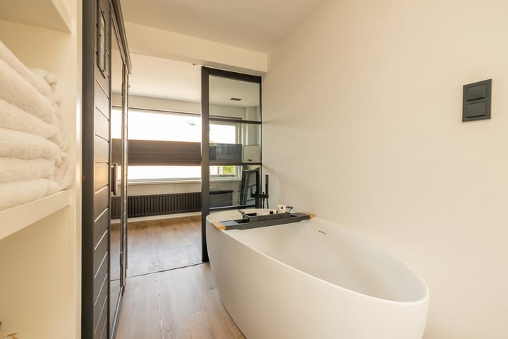 Foto 35 van Carillonstraat 2