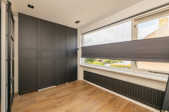 Foto 42 van Carillonstraat 2