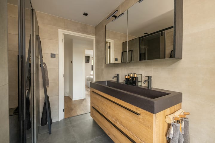 Foto 46 van Carillonstraat 2