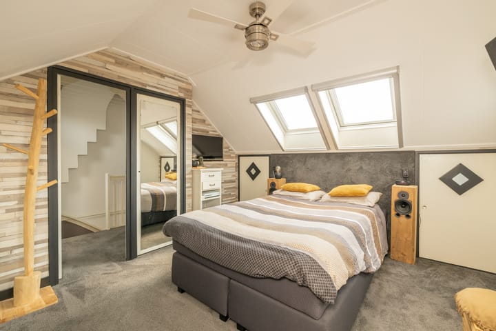 Foto 52 van Carillonstraat 2