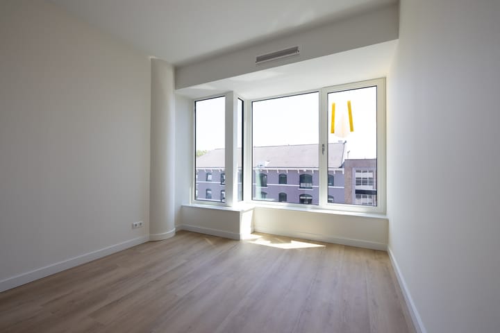 Foto 12 van Calandstraat 45-E