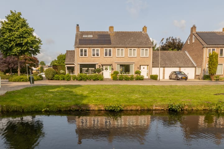 Foto 74 van Carillonstraat 2