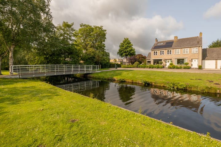 Foto 76 van Carillonstraat 2