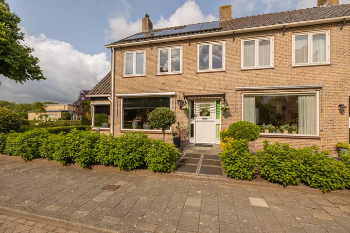 Foto 80 van Carillonstraat 2