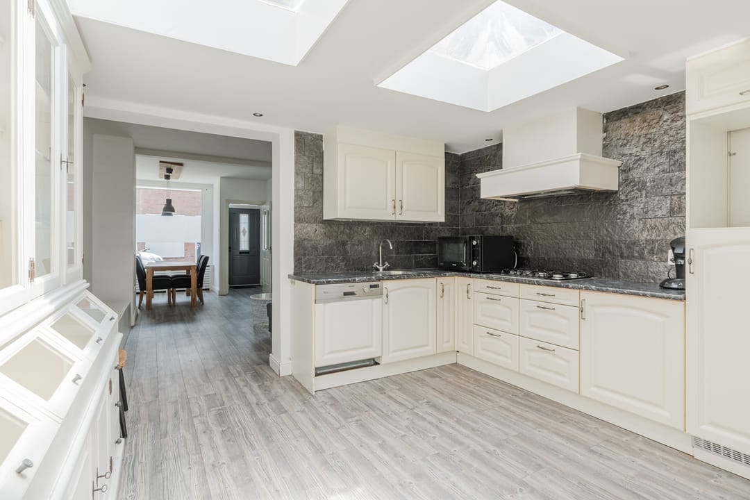 Photo 7 of Outshoornstraat 101