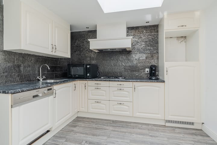 Foto 8 van Outshoornstraat 101