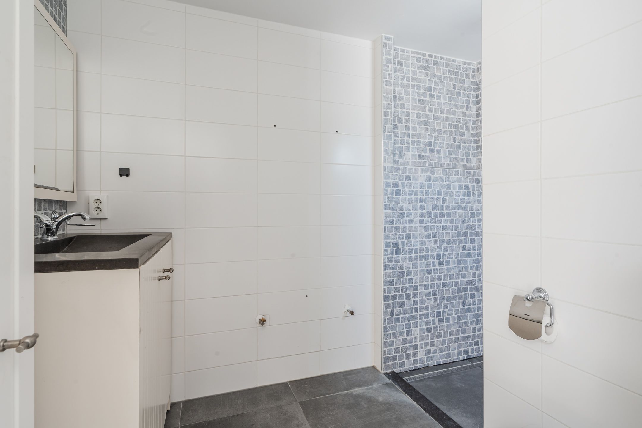 Photo 15 of Outshoornstraat 101