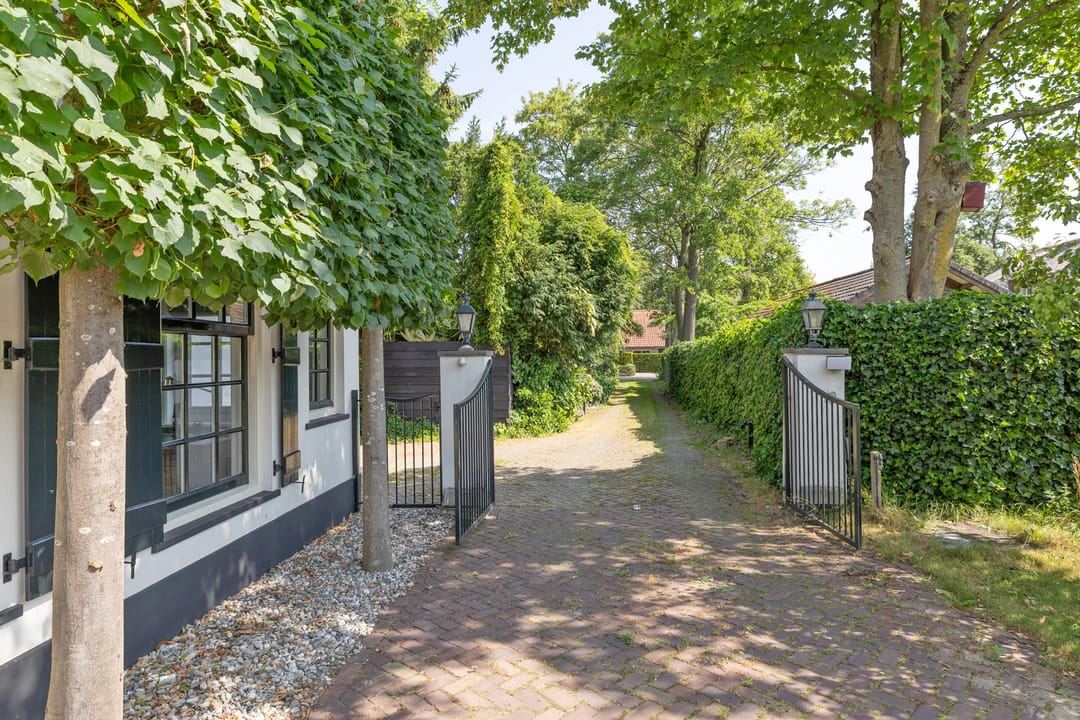 Photo 2 of Capittenweg 36-A