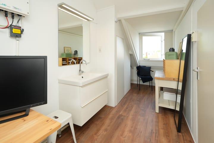 Photo 38 of Voorstadslaan 110